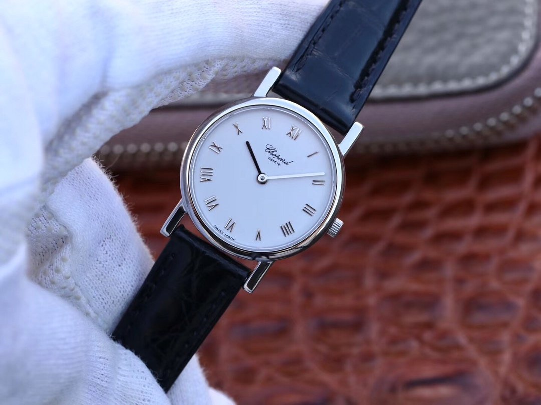 CLASSIC 26.5mm SS Best Edition White Dial on Black Leather Strap – Image 4