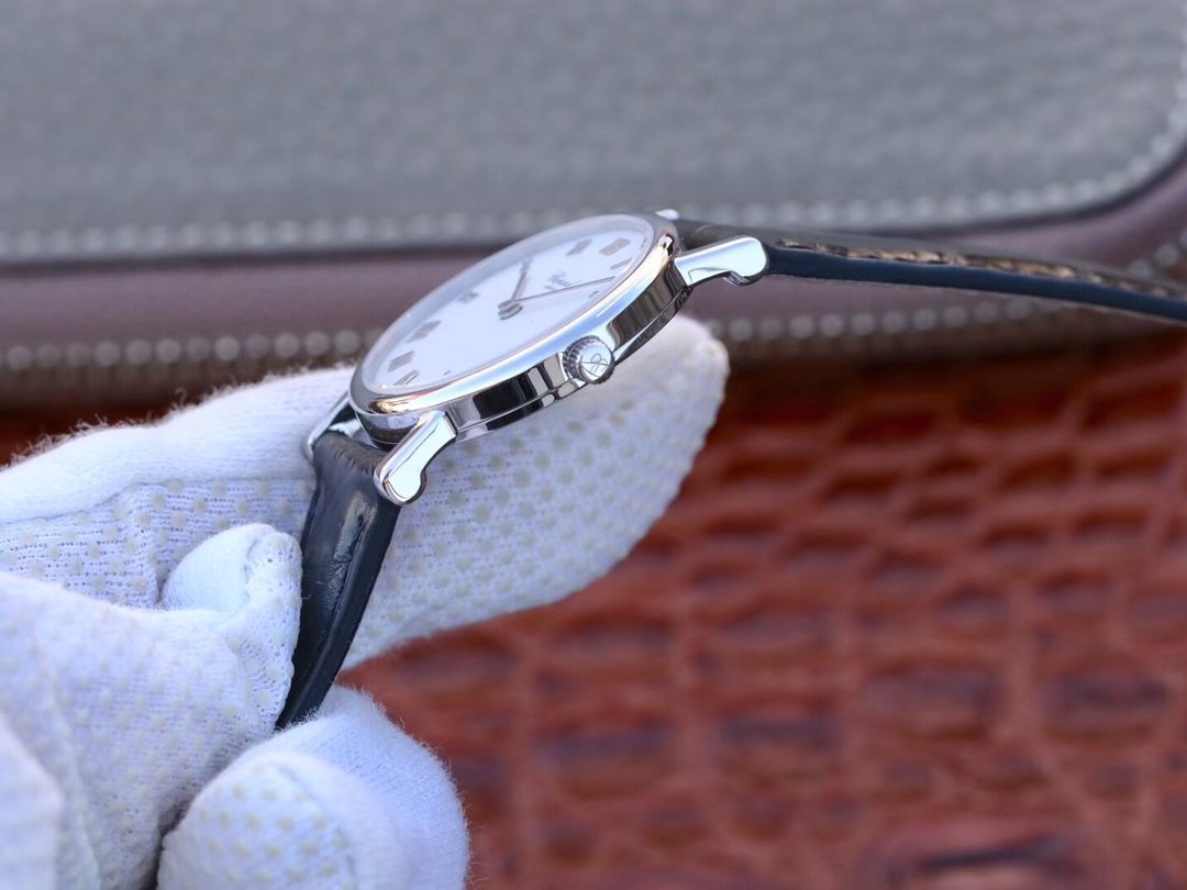 CLASSIC 26.5mm SS Best Edition White Dial on Black Leather Strap – Image 2