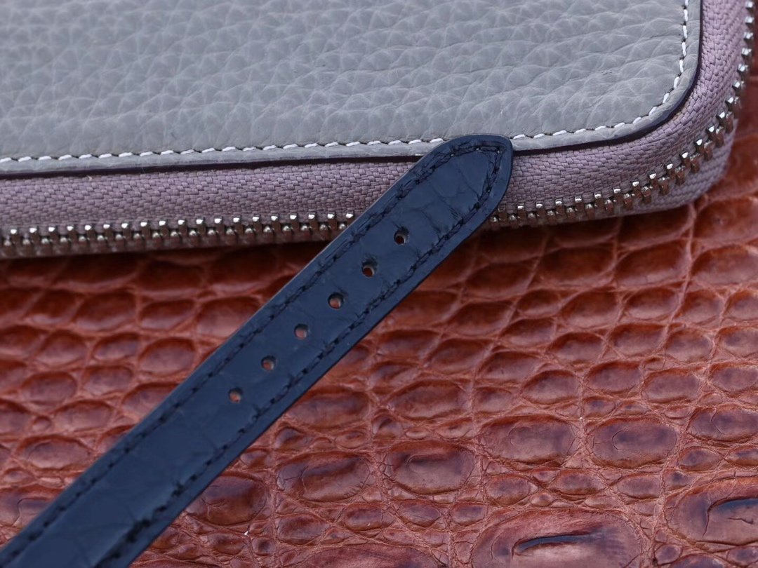 CLASSIC 26.5mm SS Best Edition White Dial on Black Leather Strap – Image 9