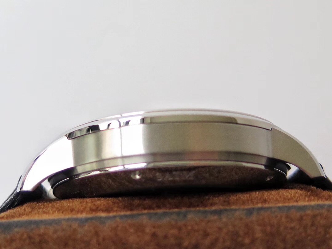 Excellence Series 42mm SS White Dial on Black lizard Leather Strap – Image 5