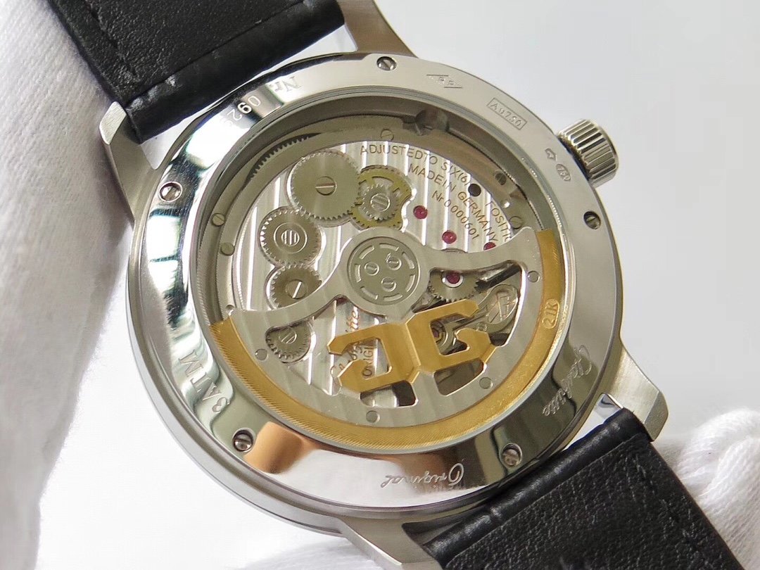 Excellence Series 42mm SS White Dial on Black lizard Leather Strap – Image 8