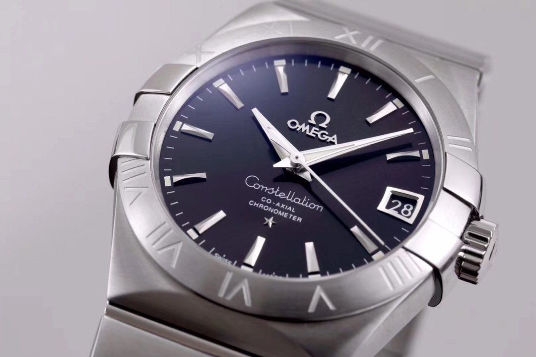 Constellation 38mm SS VSF 1:1 Best Edition Grey Dial Stick Markers on SS Bracelet A8500 Super Clone – Image 5