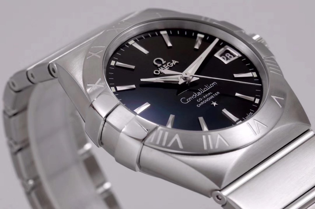 Constellation 38mm SS VSF 1:1 Best Edition Grey Dial Stick Markers on SS Bracelet A8500 Super Clone – Image 6