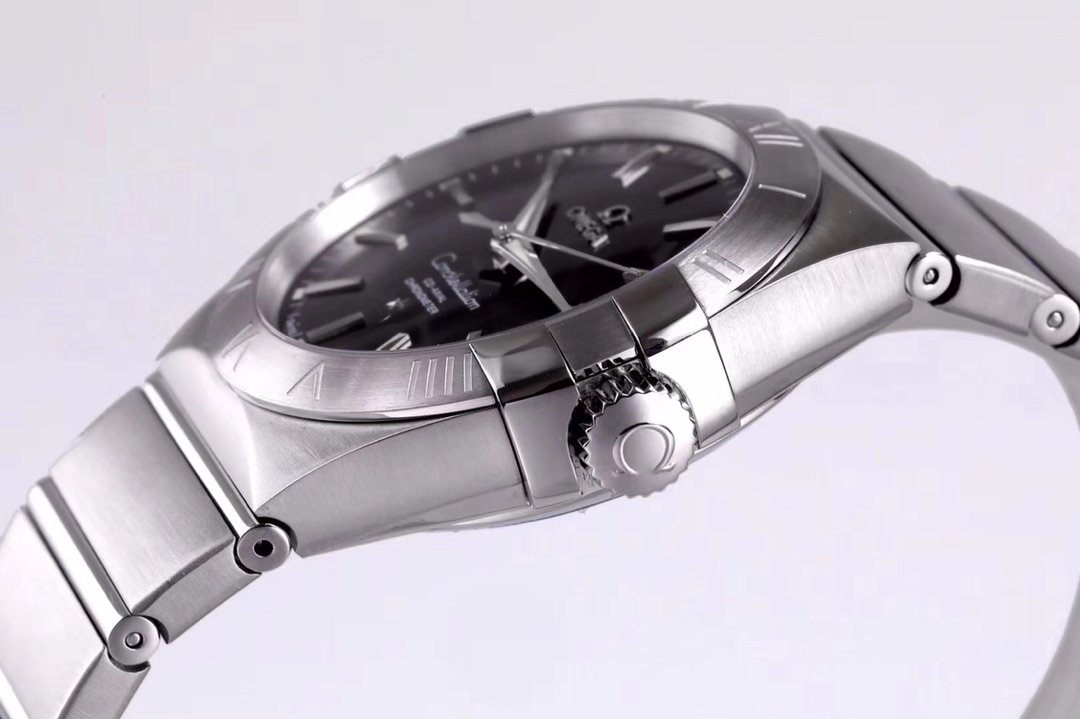 Constellation 38mm SS VSF 1:1 Best Edition Grey Dial Stick Markers on SS Bracelet A8500 Super Clone – Image 8