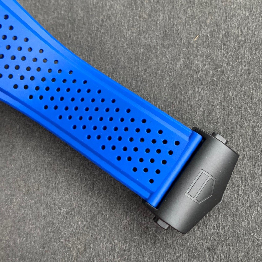 Calibre Heuer 01 Chrono SS/PVD XF 1:1 Best Edition Skeleton Dial Red Hand on Blue Rubber Strap A1887 – Image 4