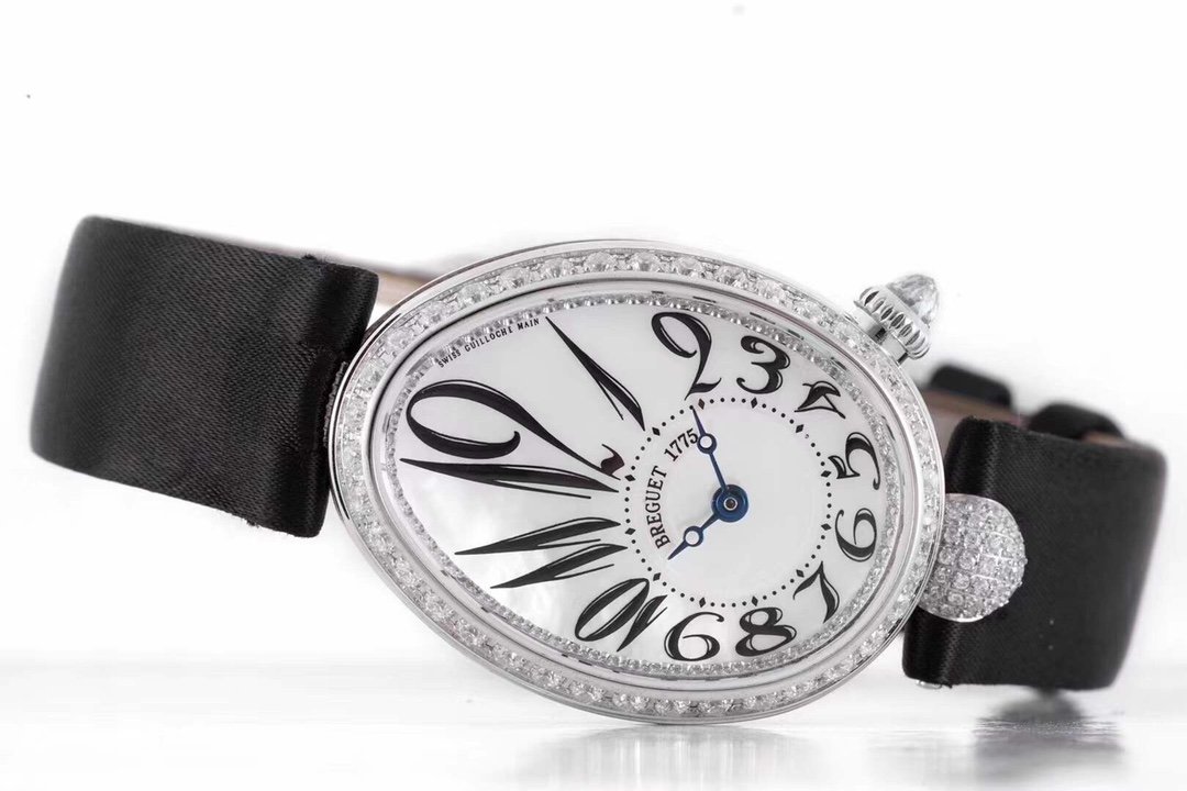 Reine de Naples 8928 SS/LE MOP Wht/Num ZF Jap 6T51 – Image 2