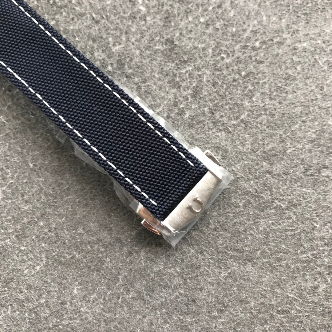 SpeedMaster Snoopy Apollo SS/NY Wht OMF Venus75 – Image 5