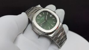 Nautilus 5711/1A 3KF 1:1 Best Edition Green Textured Dial on SS Bracelet A324 Super Clone V2 - Image 4