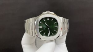 Nautilus 5711/1A 3KF 1:1 Best Edition Green Textured Dial on SS Bracelet A324 Super Clone V2 - Image 9