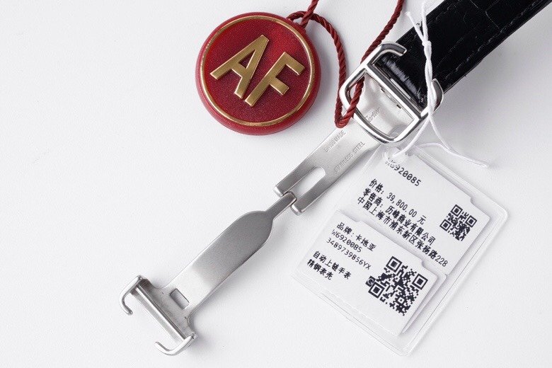 Ballon Bleu 33mm SS AF 1:1 Best Edition White Textured Dial on Black Leather Strap SEIKO NH05A – Image 7