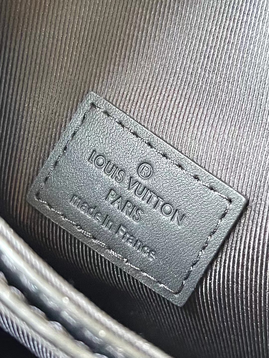 Top original order M82252 black flower new S-Lock Vertical Wearable wallet – Image 7