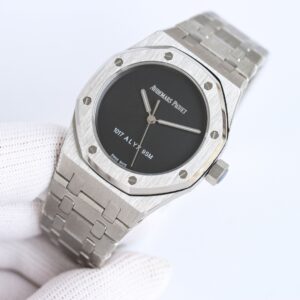 AP Audemars Piguet Royal Oak Women's Model - Image 4