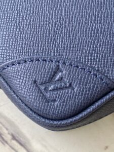 Top original M30975 blue Voyage briefcase - Image 6