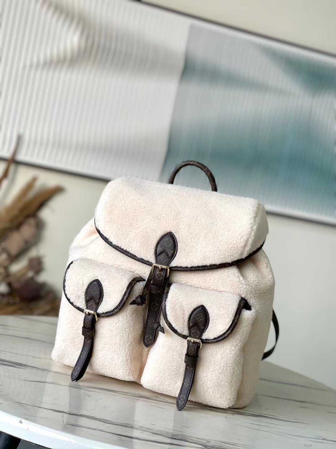 lv 1:1 Best Edition M23384