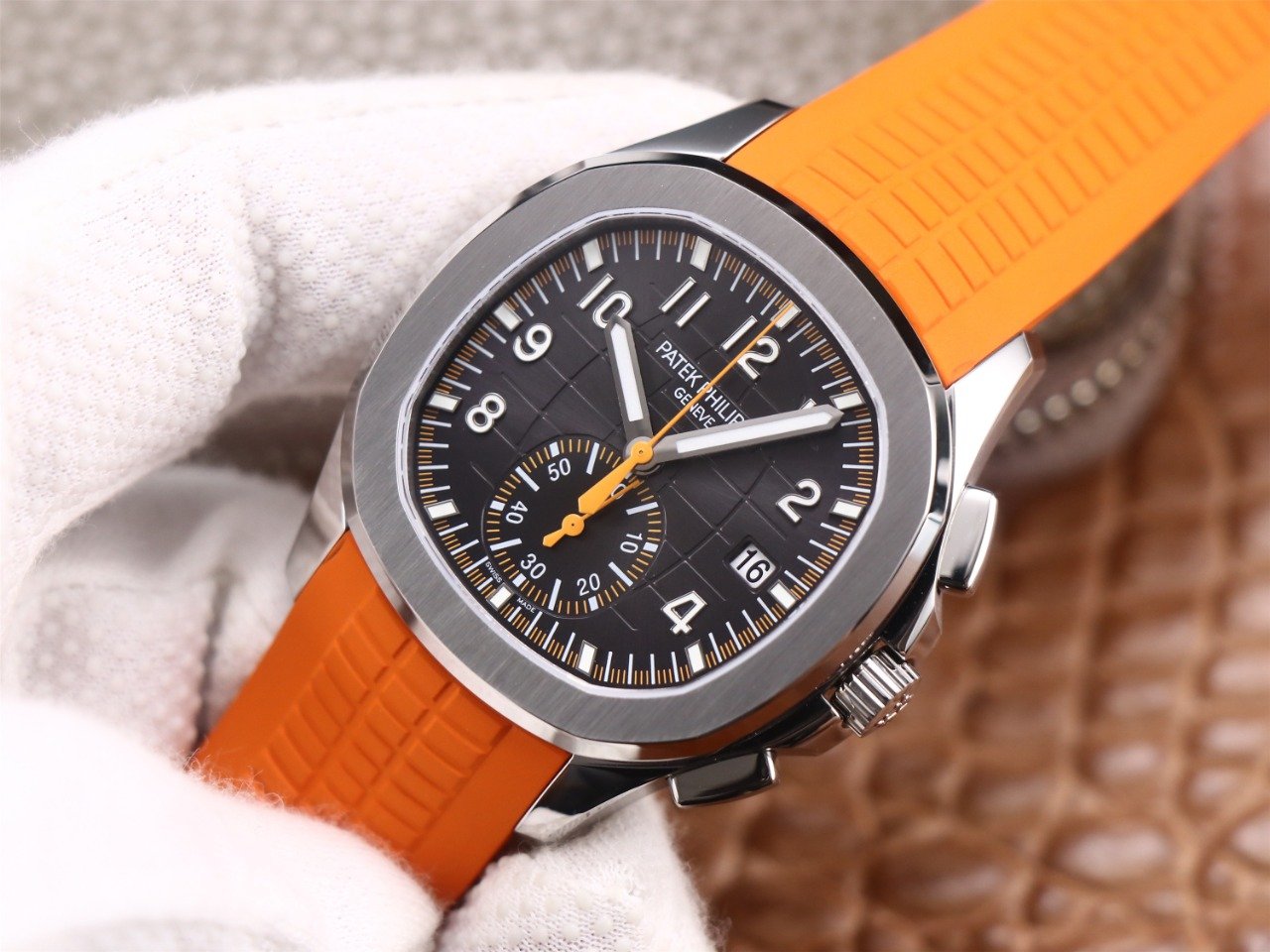 Aquanaut 5968 SS OMF Best Edition Gray Dial on Orange Rubber Strap A520 – Image 3