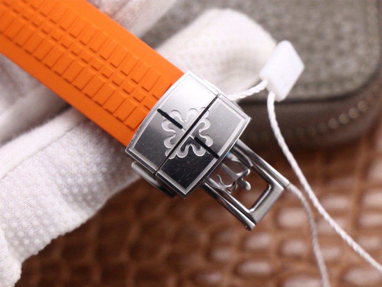 Aquanaut 5968 SS OMF Best Edition Gray Dial on Orange Rubber Strap A520 – Image 8