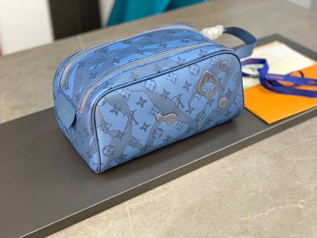 lv 1:1 Best Edition M82337