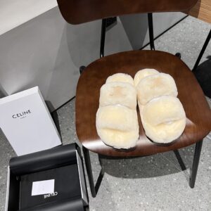 Celine Arc de Triomphe furry slippers - Image 9
