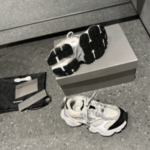 Balenciaga Cargo Sneaker - Image 16