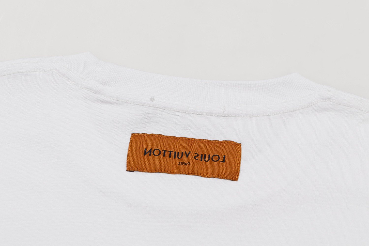 T-shirt LOUIS VUITTON – Image 9