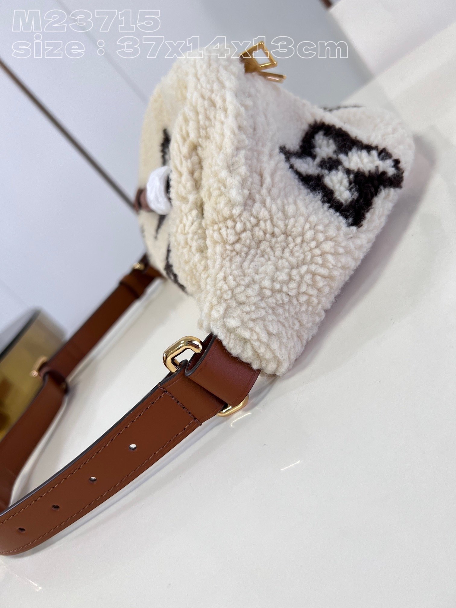 lv 1:1 Best Edition M23715 – Image 9