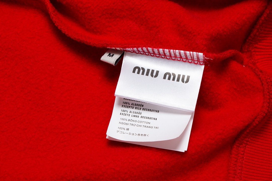 Miumiu red patch logo contrast crew neck sweatshirt – Image 5